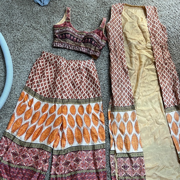 3 piece suit - Picture 3 of 4